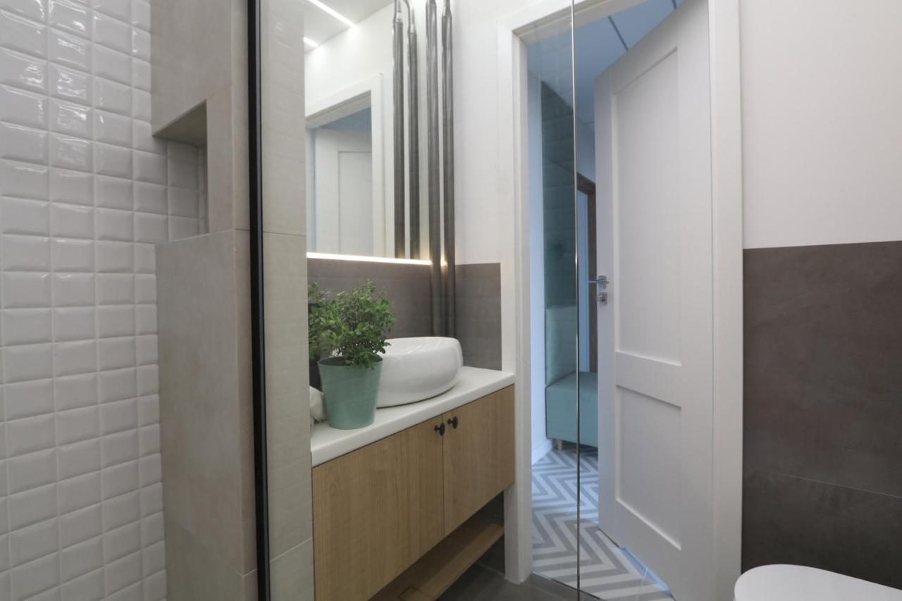 Romaszewskiego Zoliborz Bedroom Pokoj Metro Varsó Kültér fotó