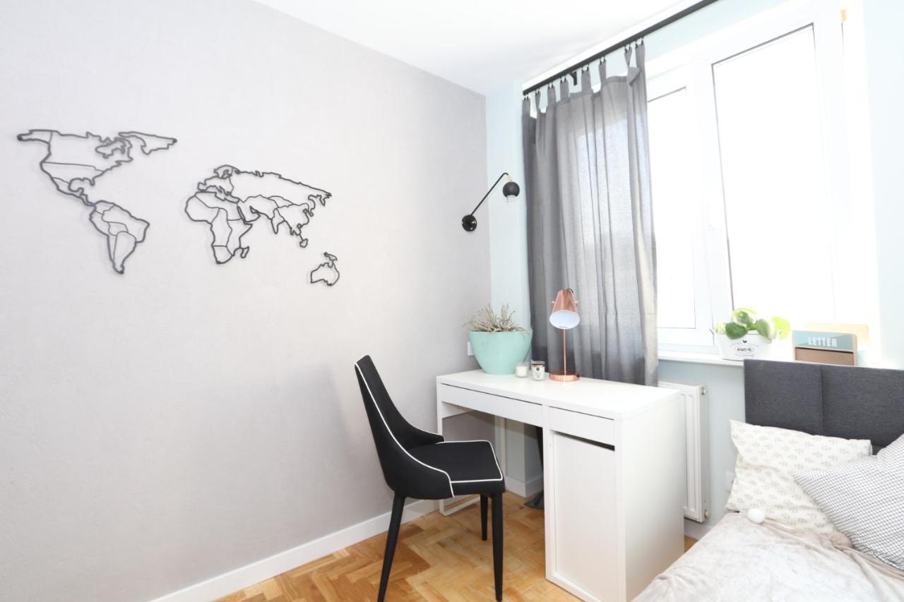 Romaszewskiego Zoliborz Bedroom Pokoj Metro Varsó Kültér fotó