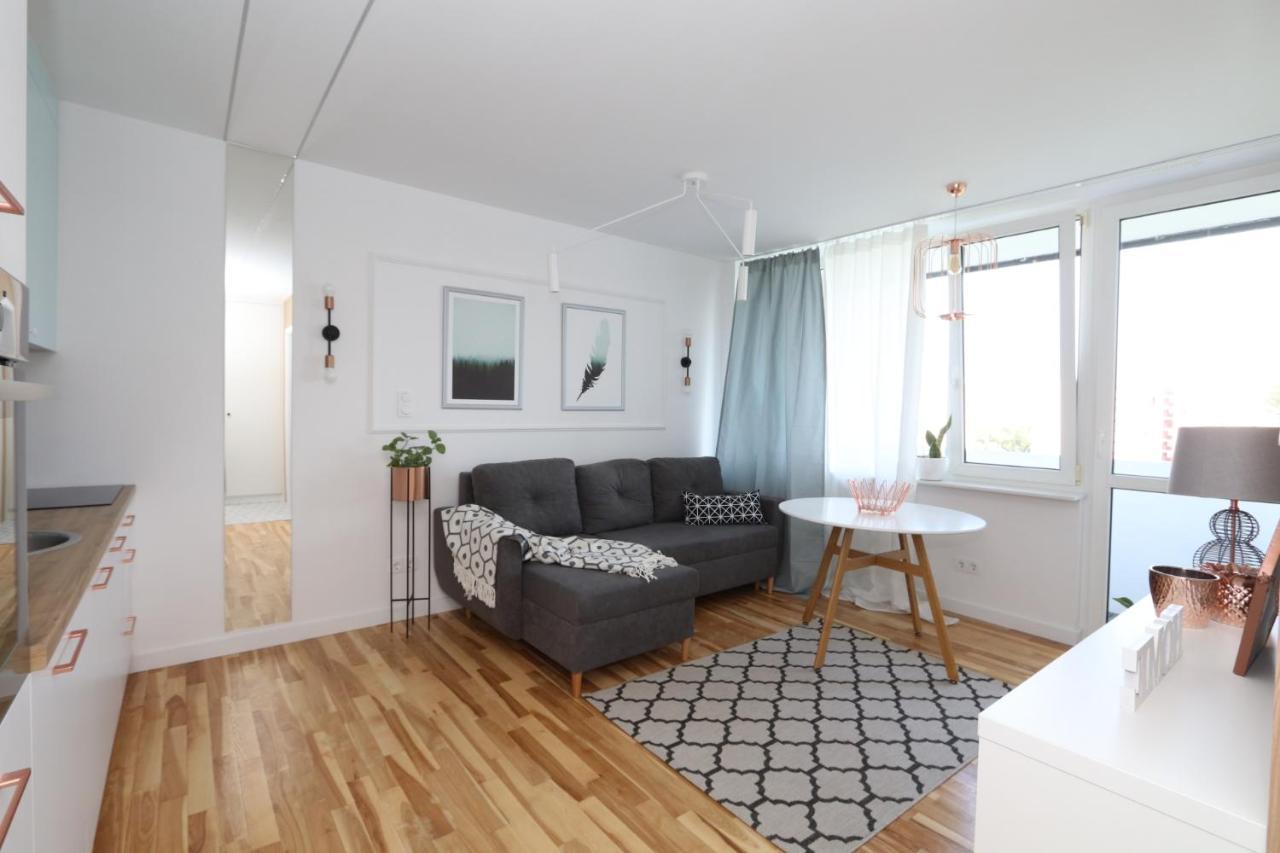 Romaszewskiego Zoliborz Bedroom Pokoj Metro Varsó Kültér fotó